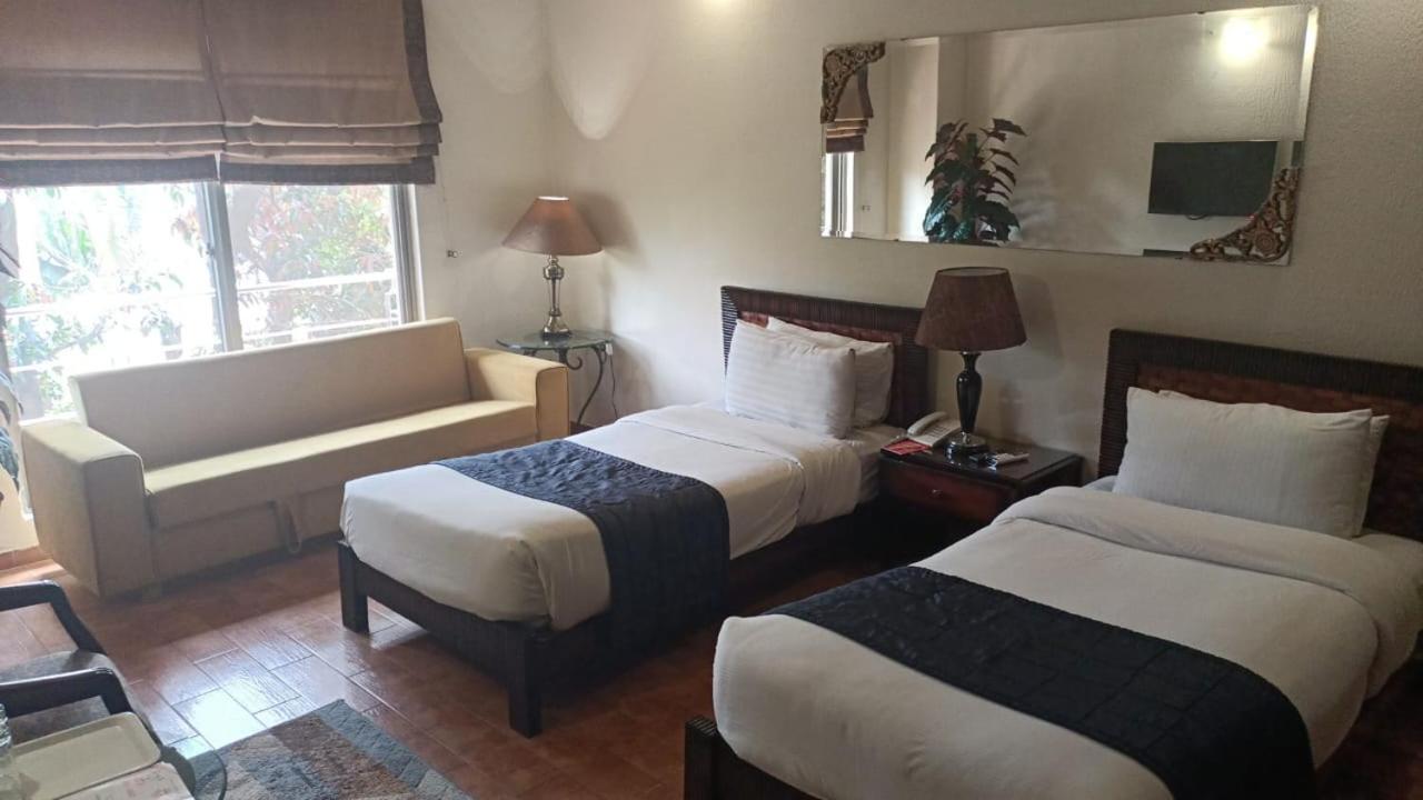 Maisonette Hotel & Apartments Lahore Extérieur photo