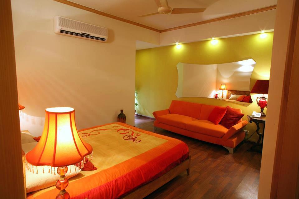 Maisonette Hotel & Apartments Lahore Extérieur photo